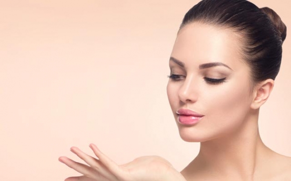 رێنمایی و هەنگاوەكانی نەرم و نیانی و جوانیی لێو