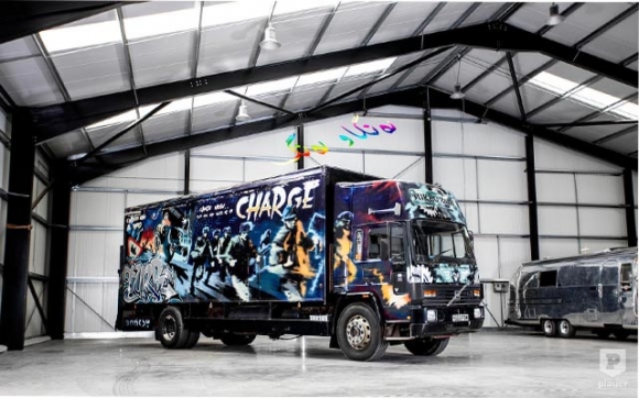 بارهەڵگرێك بە (1.8) ملیۆن دۆلار