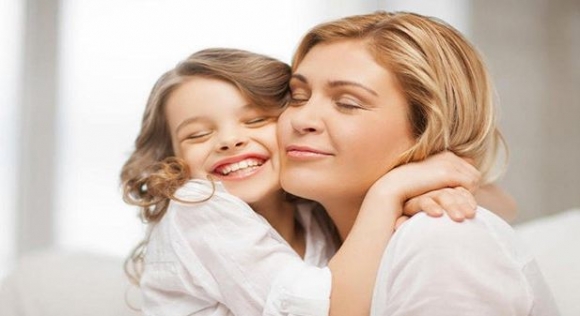 دایکان تەنھا نۆ خولەک لە ڕۆژێکدا تەرخان بکەن بۆ ئەم کارە لەپێناو منداڵەکانتان