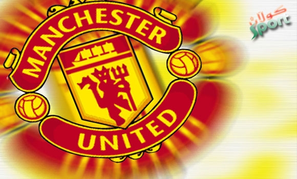 پەتای پێكان بە توندی لە بەرگری مانچستەر دەدات