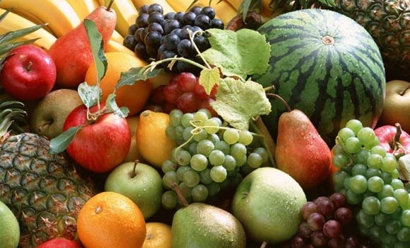 میوە بە توێــكـڵـەوە بخۆ