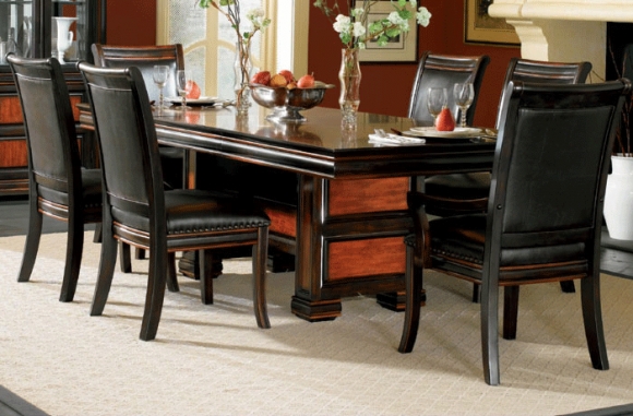 مێز لە ژووری ناندێن دانێ