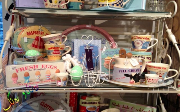 كەرەستە لاوەكی و گرنگەكان بۆ دیكۆری ماڵ