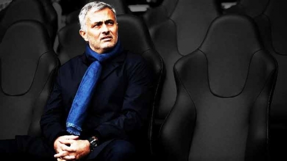 ده‌سته‌ى كارگێرى شه‌یتانه‌ سوره‌كان گلۆپى سه‌وزیان بۆ داوایەکی مۆرینیۆ هه‌ڵكرد