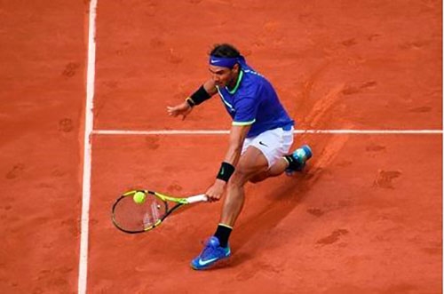 لە رۆلاند گارۆس هیچ ركابەرێك خۆی لە بەردەم نادال رانەگرت  وبە سەركەوتووی گەیشتە قۆناغی هەشتەمی پاڵەوانێتییەکە