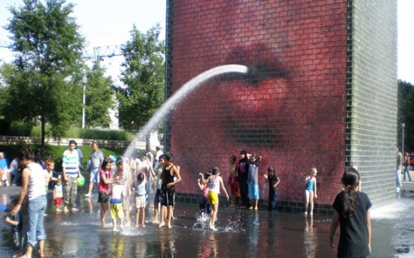 نافوورە و ئاوڕێژە سەیرەكان