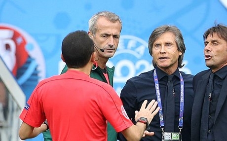 سێ ناوبژیوانى یۆرۆ بۆ دەرەوە