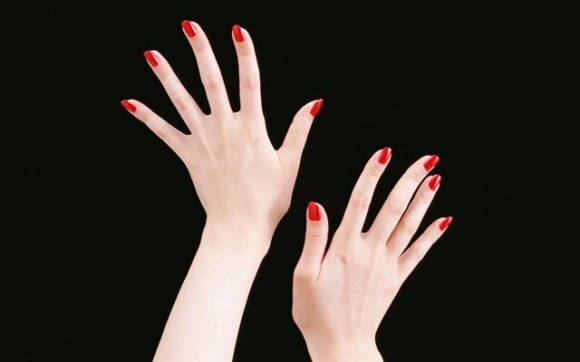 نینۆكی دەست و پەنجە !