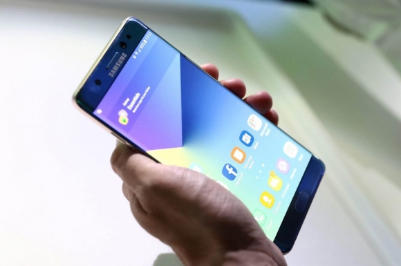 بەپەلە: سامسۆنگ کۆچی دوایی Galaxy Note 7 ڕادەگەیەنێت.