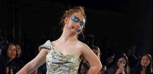 نمایشکارانی جل و به‌رگ كه‌م ئه‌ندامن