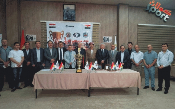 یاریزانانی خانزاد خەڵات کران