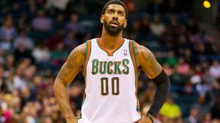 به‌هۆی مادده‌ی وزه‌به‌خشه‌وه‌ یاریزانێكی NBA راگیرا