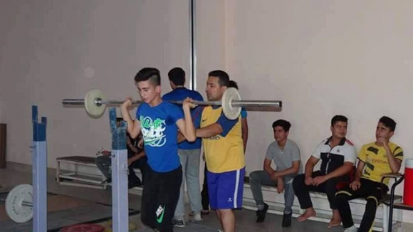 بە وێنە ... لە هەولێری پایتەخت خولێكی به‌رزكردنه‌وه‌ی قورسایی بەرێوەدەچێت