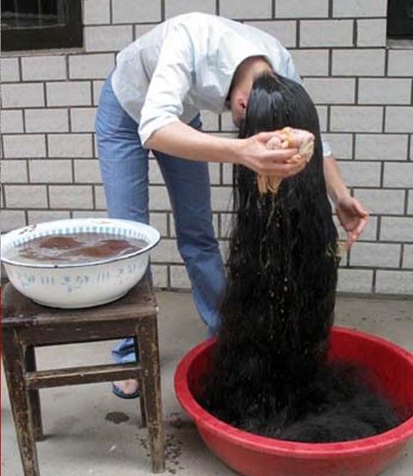 قژێكی (4) مەتری!