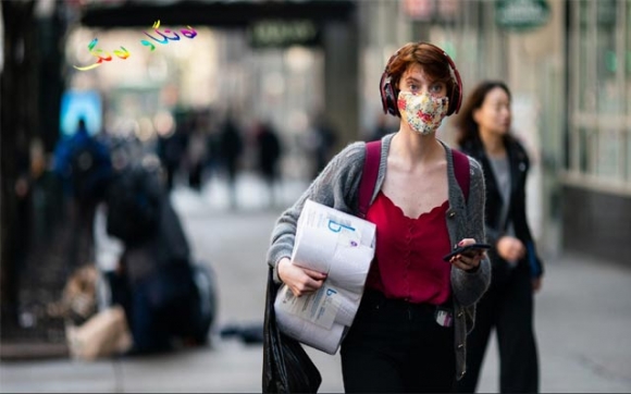 رێكخستنی رەنگی دەمامك لەگەڵ پشتێن و جلوبەرگدا