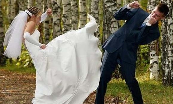 رەنگی كراسی بووك بۆ سپی یە؟!