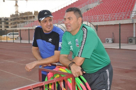 زاخۆ گرێبەستەی راهێنەرە رۆمانییەکەی هەلوەشاندەوە