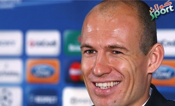 رۆبن له‌ یه‌ك یارى به‌ژدار نابێت