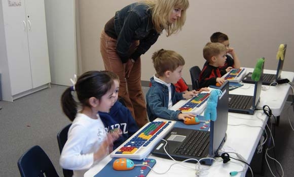 سایتی یوتیۆب تایبهت به قوتابخانهكان كرایهوه