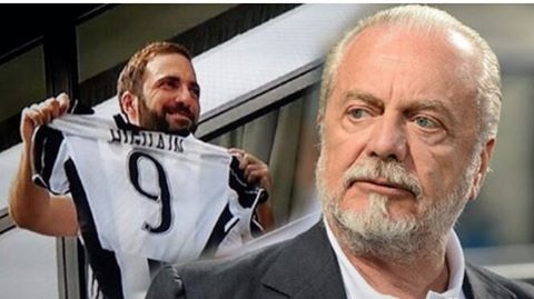 ‌سەرۆکی یانەی ناپۆلی لەسەر رۆشتنی هیگواین هاتە دەنگ و لێدوانێكی توندی دا