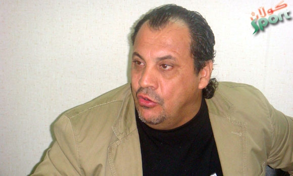 سه‌رۆكى یه‌كێتى تۆپى پىَ كوردستان یانه‌ى سلێمانى خه‌لاَت كرد