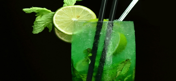 شەربەتی لیمۆ بە نەعنا