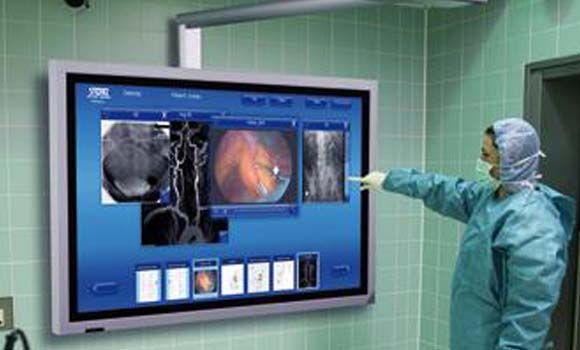 فەرمانكردن بەكۆمپیتەر بەدەست لەجیاتی كیبۆرد وماوس