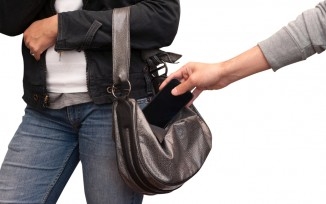 له‌ڕێگاى ئه‌م ئه‌پڵیكه‌یشنه‌وه‌ ترست لە دزینی مۆبایلەکەت نه‌بێت