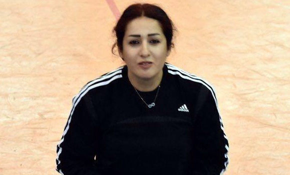 بە گۆڵچی ناوبانگم دە رکرد