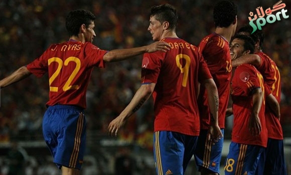 ئیسپانیا پۆڵه‌نداى گۆڵباران كرد