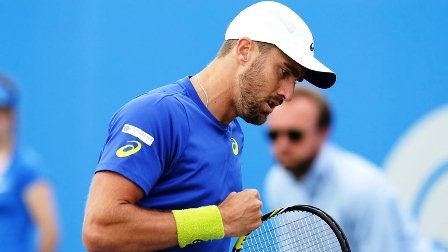 ستیڤ جۆنسۆن نازناوی ئایۆنی بردەوە