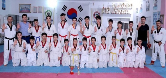 بە وێنە : له‌ به‌حركه‌ تایكواندۆ نمایش كرا