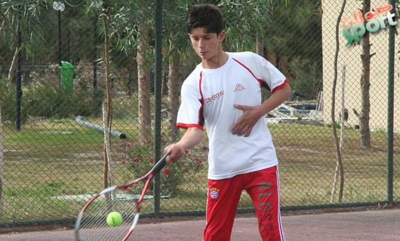 پاڵه‌وانه‌تى تێنسى سه‌رزه‌وى یانه‌كانى كوردستان ئه‌نجامدرا