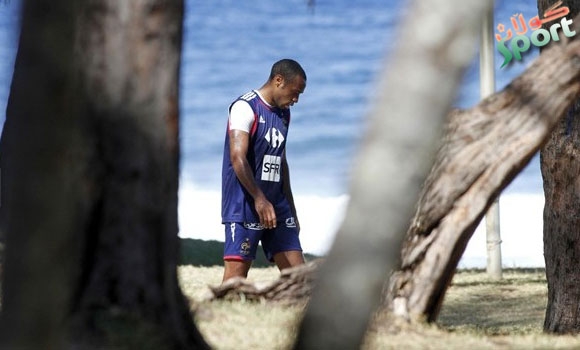 به‌رشه‌لۆنه‌ به‌فه‌رمى ده‌ستبه‌ردارى تێری هێنری بوو