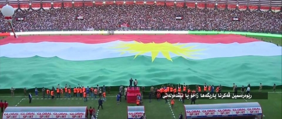 چەند زانیارییەكی ورد لەسەر گەورەترین ئاڵای كوردستان لە یاریگەی زاخۆ