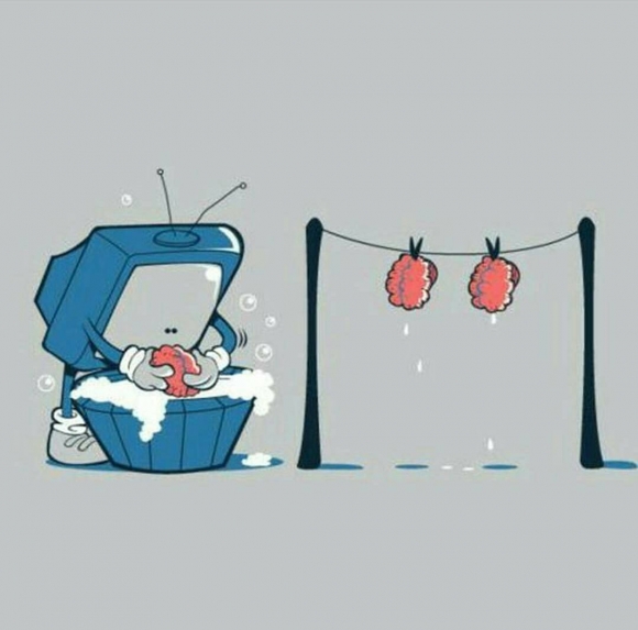 باس لە كاریگەریی ئامرازەكانی راگەیاندن بەگشتی و تەلەفزیۆن بەتایبەتی دەكات، كە چۆن لە رێگەی ئەو ئامرازەوە هەڵدەستن بە شووشتنەوەی مێشكی جەماوەر و خەڵك.