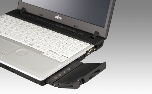 ڤیدیۆ پرۆژكتەرێك لە لاپتۆپدا