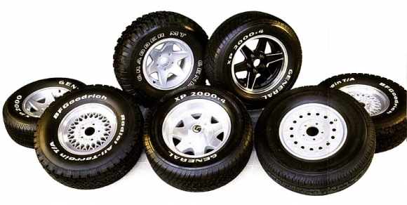 بۆچی تایه‌ی ئۆتۆمبێله‌كان ڕه‌نگیان ڕه‌شه‌؟