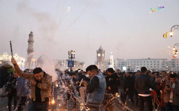 پێشوازى كردنى ساڵى نوێ له لايان هاونيشتيمانيانەوه له هەولير. فۆتۆ : كمال ئاكرەێی