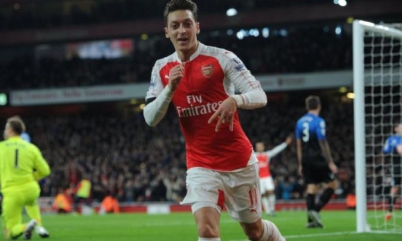 ئۆزێل دەمینێتەوە