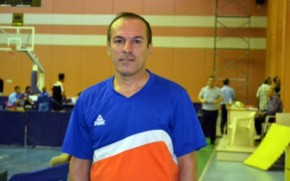 هەموو هەوڵێكمان دەخەینەگەڕ بۆ ئەوەی بە پاڵەوانی بمێنینەوە