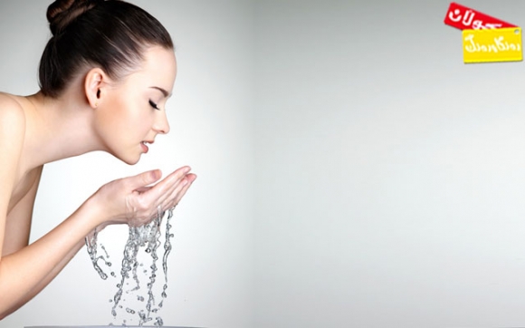 رۆژانە چەند جار پێویستە دەموچاوت بشۆیت؟