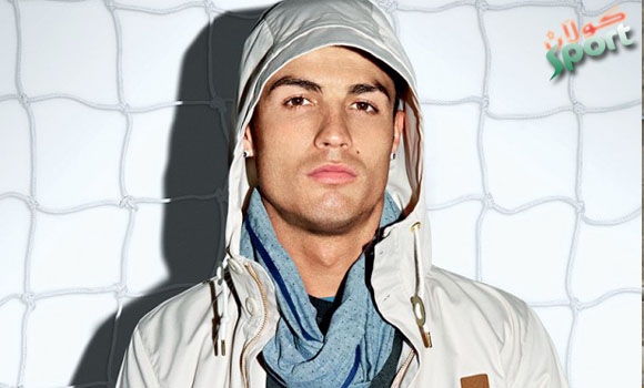 لە یادی لەدایکبوونیدا ، رۆناڵدۆ هێرشدەکاتە سەر رۆژنامەنوسێک