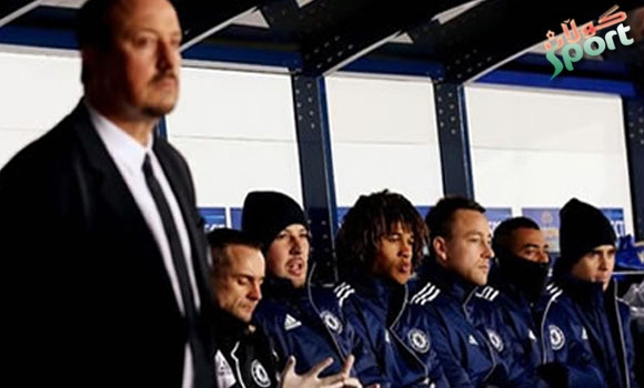 ئایا بینیتیز بەردەوام دەبێت لە دانیشاندنی کاپتنی تیپەکەی لەسەر کورسی یەدەگ؟