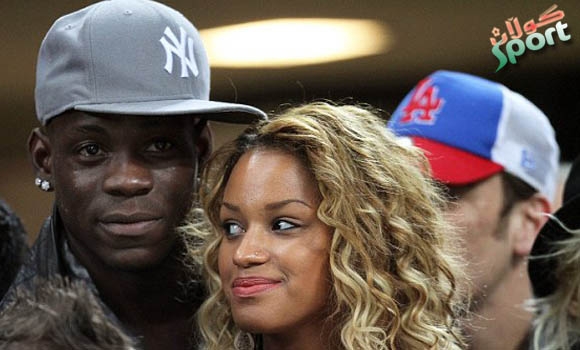 جوانكیله‌یه‌كی به‌لژیكی له‌ پشت ئاستبه‌رزیی سه‌رشێته‌كه‌وه‌یه‌