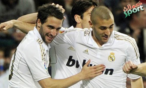 یەکێکیان ریاڵ جێدەهێڵیت وشوێنگرەوەشیان نە ڤالکاوە نە کاڤانی